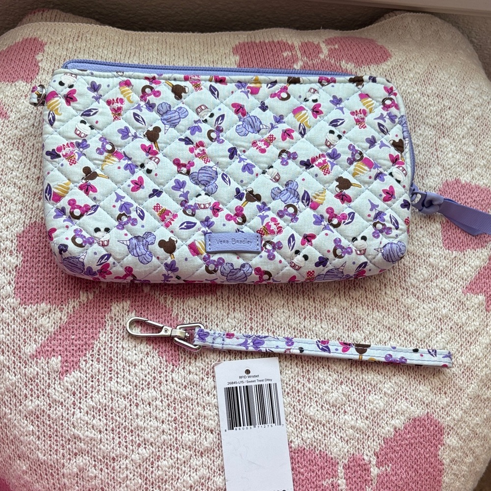 Vera Bradley RFID Wristlet - Sweet Treat Ditsy